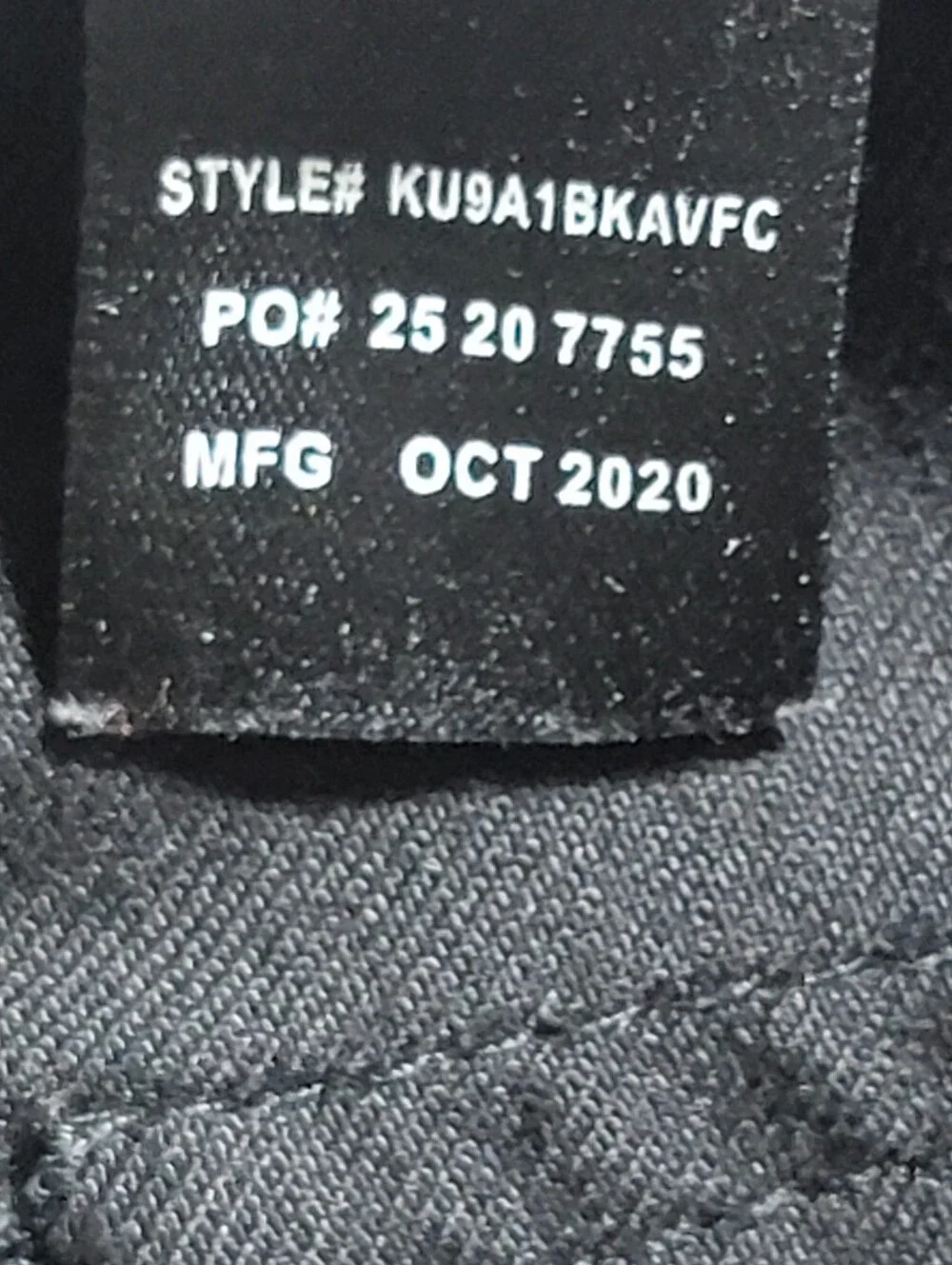 Kenneth Cole New York men’s black slim fit jeans size 32x30  stretch casual
